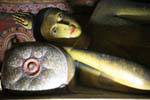 Bouddha couché grotte de Dambulla Sri Lanka