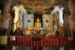 Capela no novo templo Dalada Maligawa, Kandy, Ceilão Sri Lanca.
