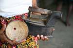 Lenha para ferro antigo (de coco), Nalanda, Ceilão Sri Lanca.