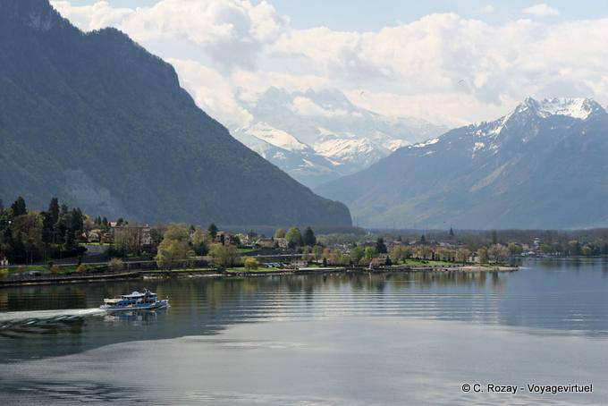 Barco e vapor Alpes Castelo de Chillon, Montreux - A Suíça