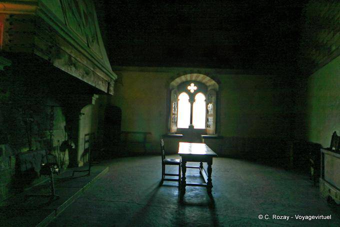 Quarto escuro do castelo de Chillon - A Suíça