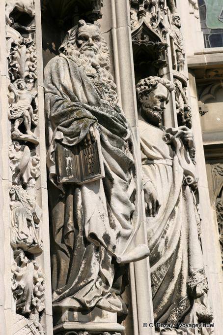 Esculturas, Catedral de Lausanne - A Suíça