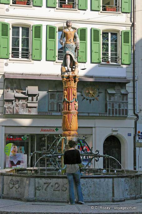 A Fonte da Justiça, Ponto Palud, Lausanne - A Suíça