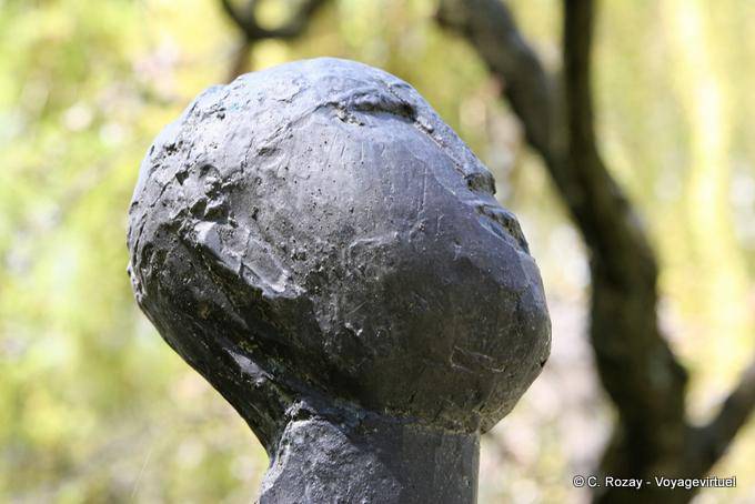 O chefe da escultura de Giacometti Onno de Wit, Gianadda - A Suíça