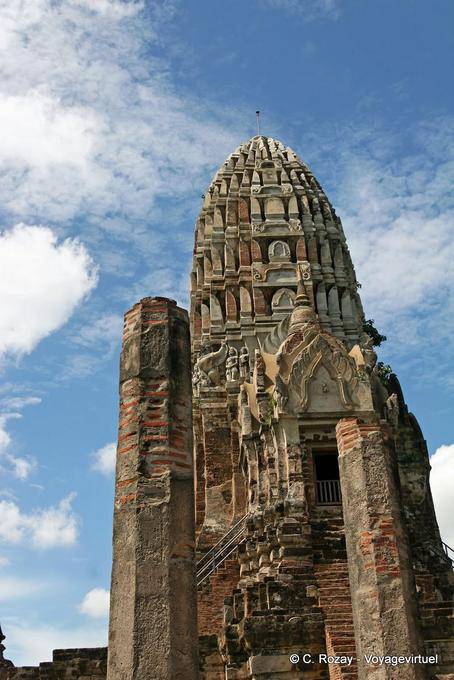 Ver cella do prang, Wat Raj Burana, Ayutthaya - Tailândia