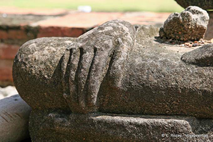 Principal Pedra, Wat Raj Burana, Ayutthaya - Tailândia