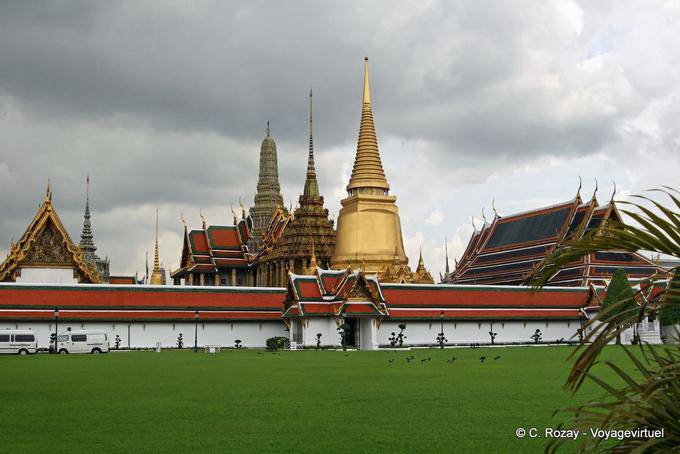 Grávida, Wat Phra Kaew, Banguecoque - Tailândia