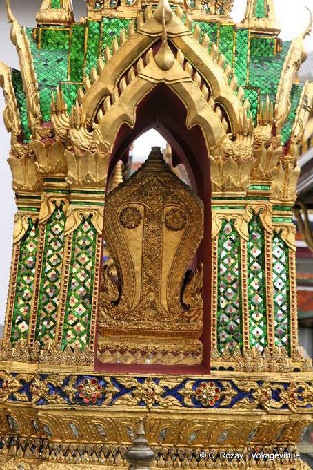Monumento em Ramá, Wat Phra Kaew, Banguecoque - Tailândia