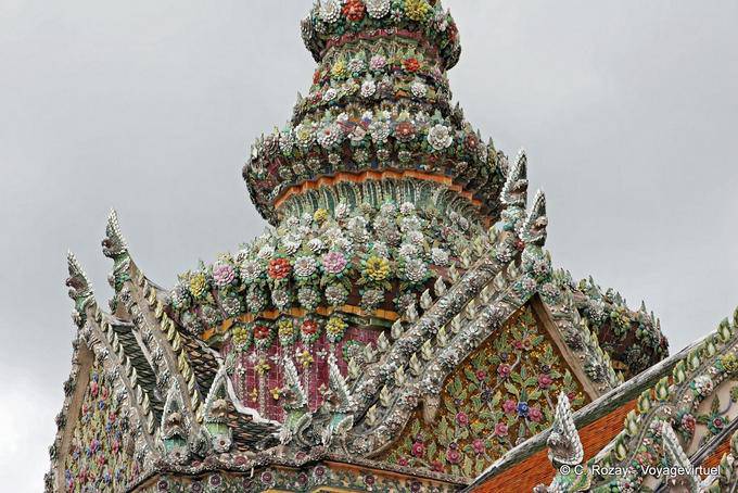 Top Sawetkudakarn Viharn Phra Yod, Wat Phra Kaew, Banguecoque - Tailândia
