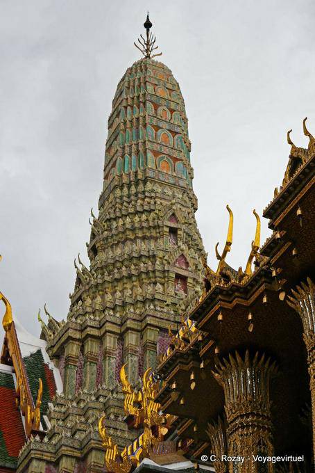 Phra Prang Thep de Prasart Bidorn, Phra Kaew, Banguecoque - Tailândia