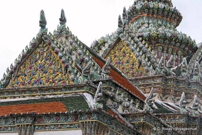 Detalhe de Vihan Yod, Wat Phra Kaew, Banguecoque - Tailândia