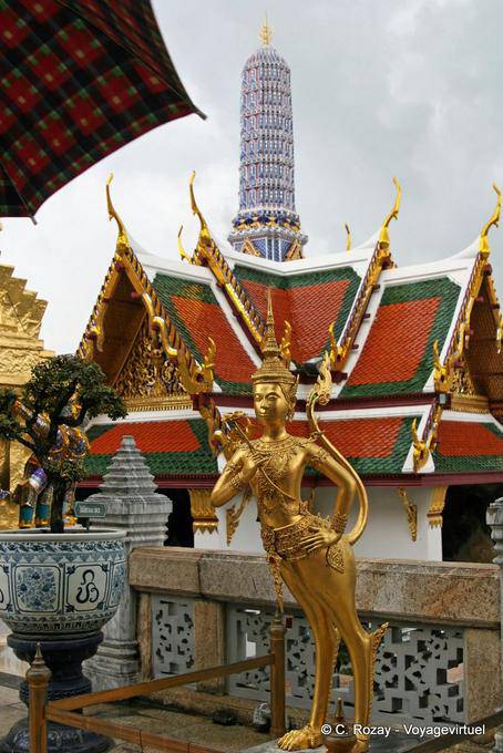 Estátua de um Kinnara, Wat Phra Kaew, Banguecoque - Tailândia