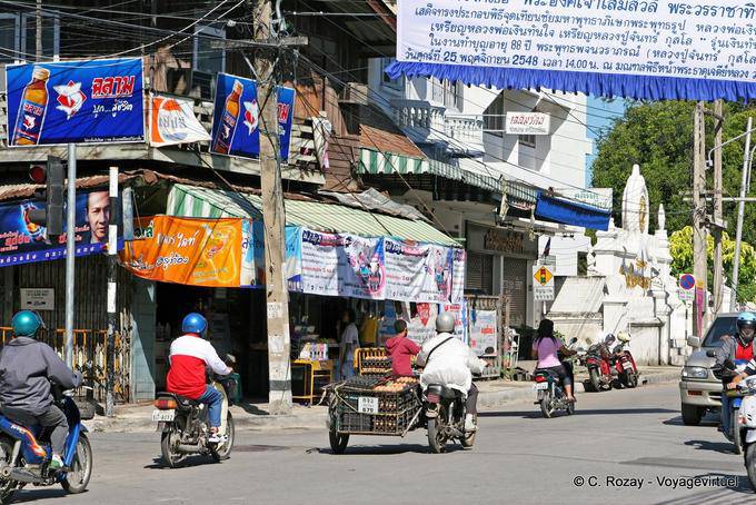 Rua da Rosa do Norte, Chiang Mai - Tailândia