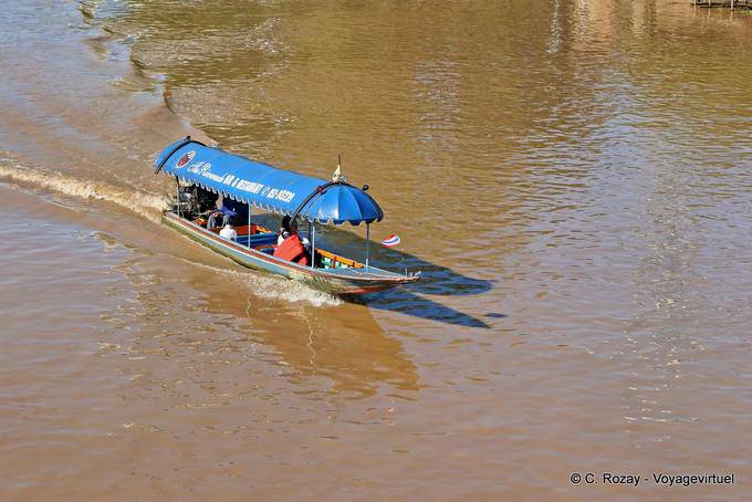 Boat Tour Rio Mae Ping, Chiang Mai - Tailândia