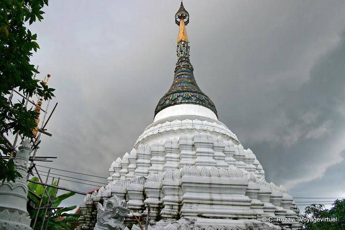 Chiang Mai Temple, o Wat Suan Dok Chedi - Tailândia