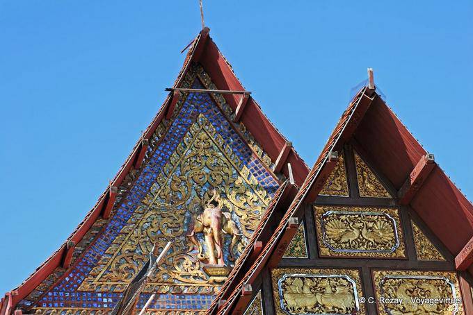 Detalhes ornamentais Wat Kuan Kama, Chiang Mai Temple - Tailândia