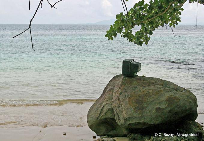 Escusado televisão olhando o mar, Koh Phi Phi - Tailândia