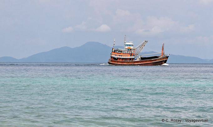 Arrastão em alto mar, Koh Phi Phi - Tailândia