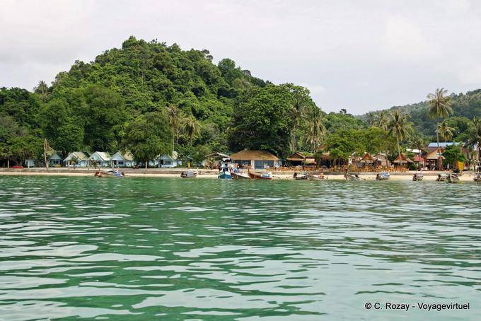 Vista parcial da Long Beach, Koh Phi Phi - Tailândia