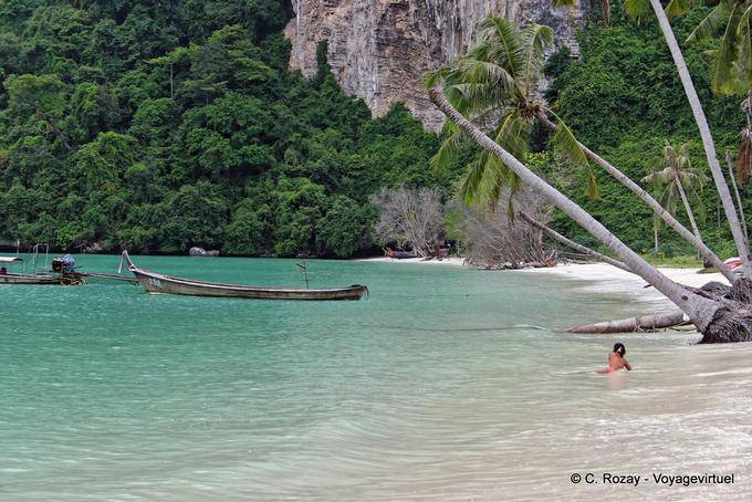 Nadar sob os coqueiros, Koh Phi Phi - Tailândia