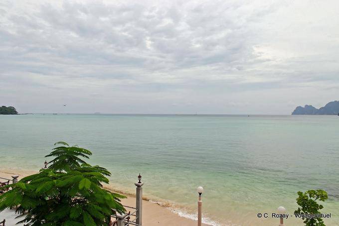 Ver Tonsai Bay, Koh Phi Phi - Tailândia