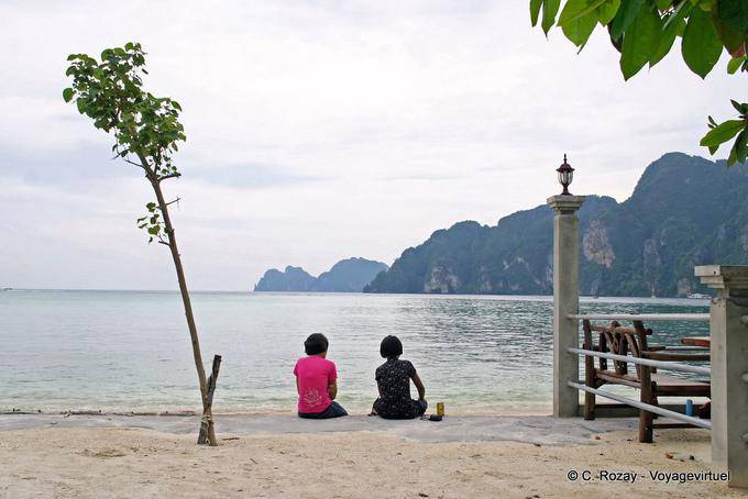 Lazer ao entardecer, Koh Phi Phi - Tailândia