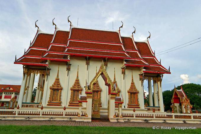 Perfil Ubosoth em Wat Chalong, Phuket - Tailândia