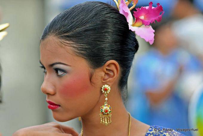 Perfil Feminino, Festival Gay Patong, Phuket - Tailândia