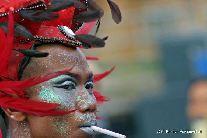 Penas com o tabagismo, Festival Patong, Phuket - Tailândia