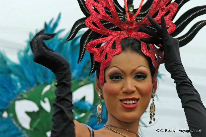 Folle de luvas, Festival Patong, Phuket - Tailândia