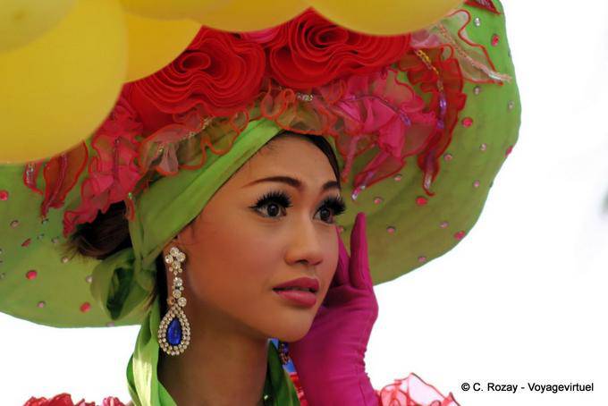 Adivinhar o chapéu, Festival Patong, Phuket - Tailândia