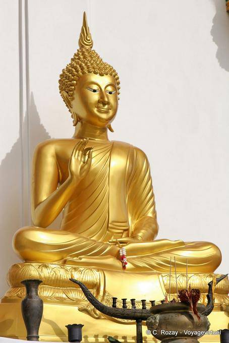 Vitarka Mudra-Buda, Patong, Phuket Temple - Tailândia