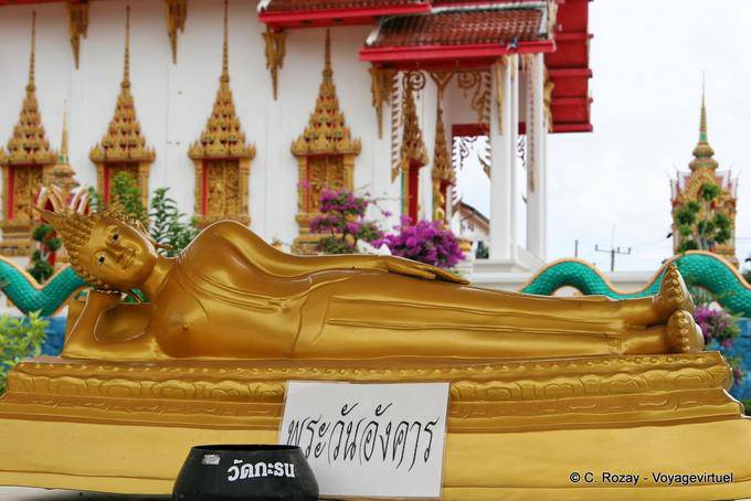 Estátua do Buda Reclinado, Wat Suwan Khiri Wong, Patong, Phuket Temple - Tailândia