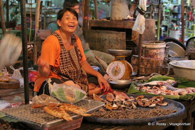 Mercado Risos Sukhothai - Tailândia