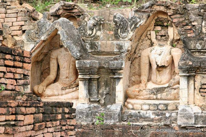Buddhas em nichos, Sukhothai, Wat Mahathat - Tailândia