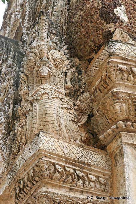 Naga Khmer, Sukhothai, Wat Mahathat - Tailândia