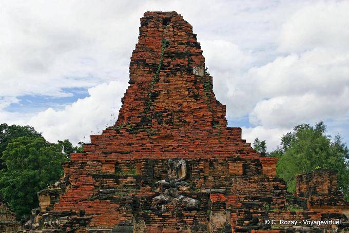 Desintegração Stupa, Sukhothai, Wat Phra Pai Luang - Tailândia