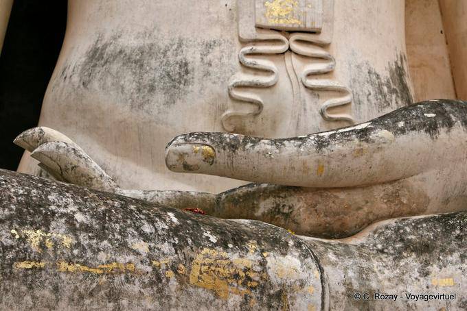 Meditação mão Phra Achana, Sukhothai, Wat Sri Chum - Tailândia