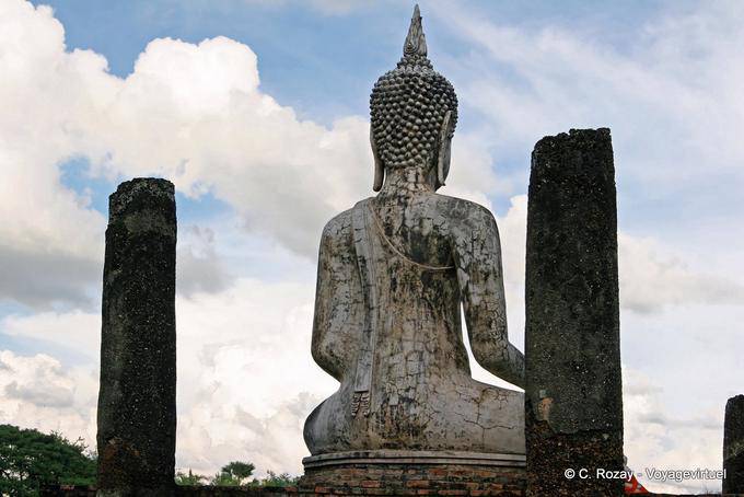 Buddha vista traseira, Sukhothai, Wat Trapang Ngoen - Tailândia