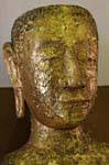 Busto de um Buddha antigo, Wat Phra Sri Samphet, Ayutthaya, Tailândia.