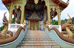 Viharn o templo budista de Chiang Mai, Tailândia.