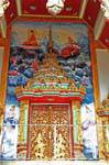 A vida do Buda mostrava uma porta, perto de Templo Chiang Mai, Tailândia.