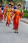 Parada alegre, Festival Patong, Phuket, Tailândia.