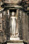 Buddha nicho, Sukhothai, Wat Mahathat, Tailândia.