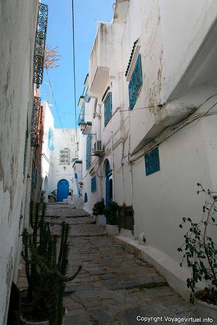 Sidi Bou Said, Montante pista pavimentada - Tunísia