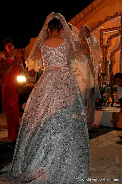 Vestido de vista traseira, Teboursouk casamento da noiva - Tunísia