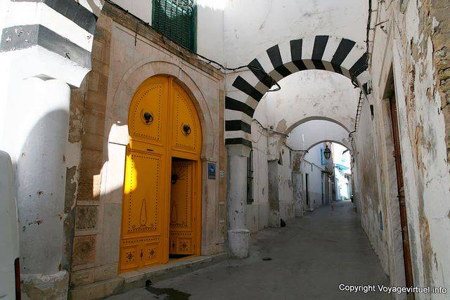 Arch e porta Tunis - Tunísia