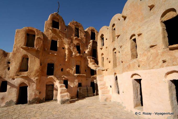 Ghorfas andares, Ksar Ouled Soltane - Tunísia