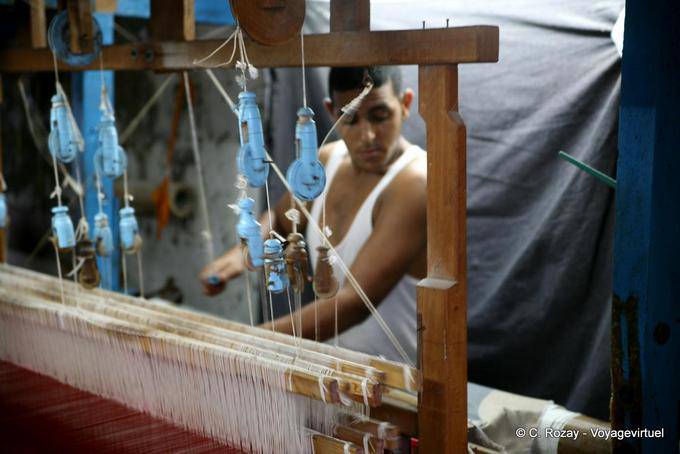 Weaver e seu tear, Mahdia - Tunísia