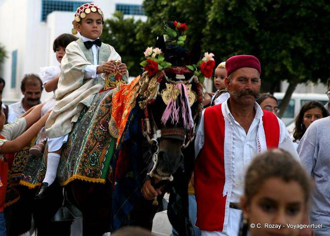Orgulho para a circuncisão, Mahdia - Tunísia
